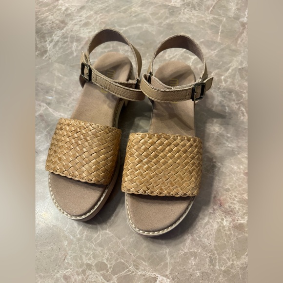 MUNRO women's conner ankle strap platform sandal in natural woven combo 6 - Picture 3 of 10